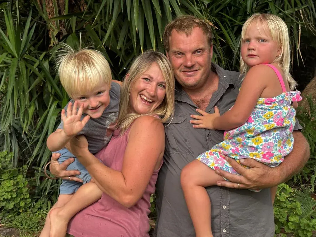 Zwar family 2026